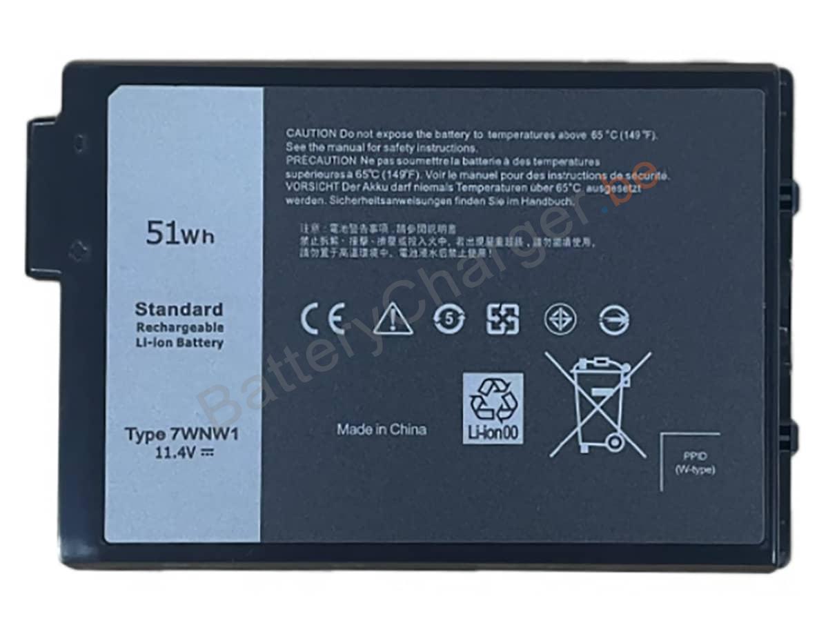 Latitude 7424